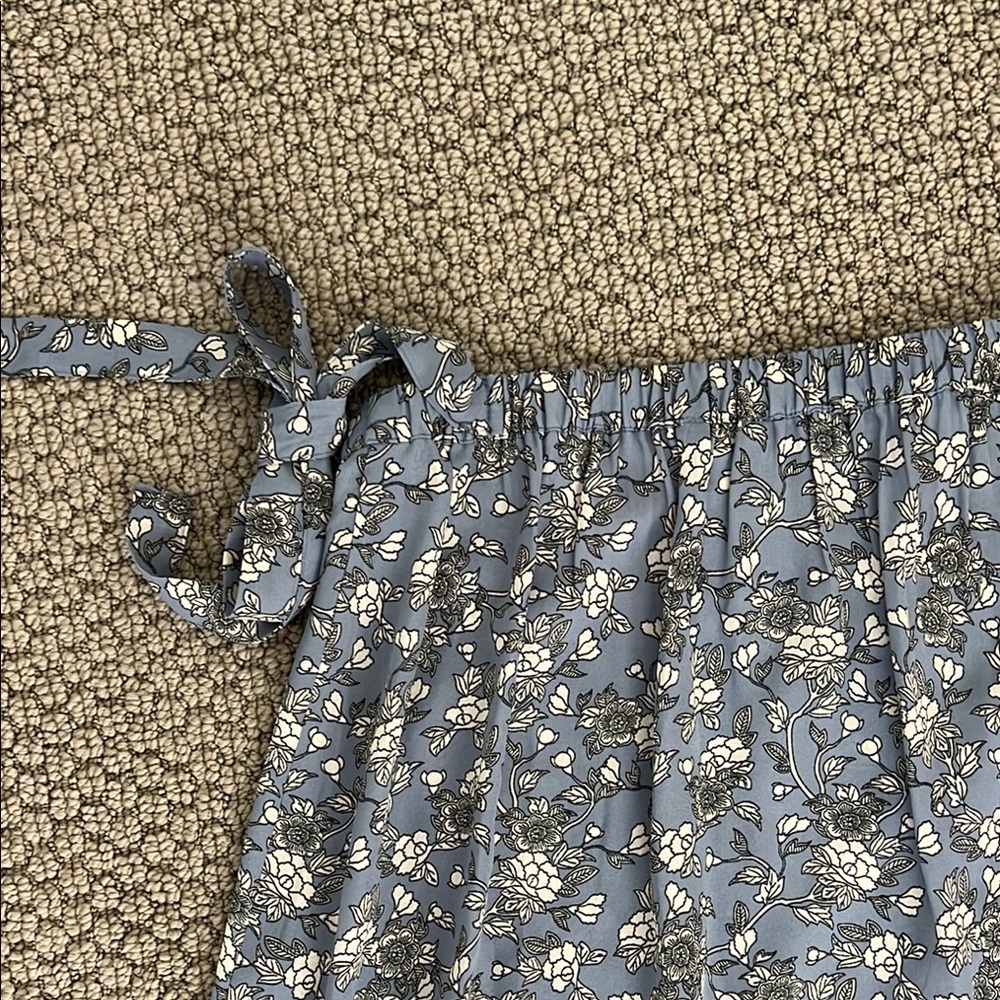 Max Studio Light Blue Maxi Floral Wrap Skirt with Bow tie waist band size XS - Picture 8 of 9